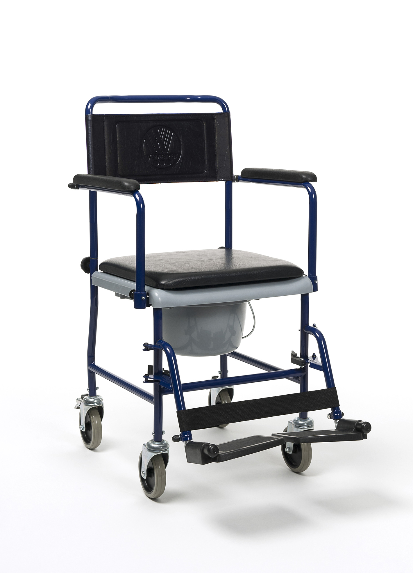 Cadeira de rodas de interior e sanitária